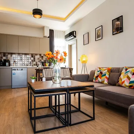 First Class By Antalya * 세리크